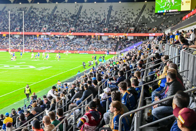 Round 26 - Eels v Sharks - Outdoor Boxes - Image 8